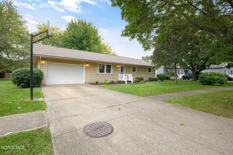 Tiny photo for 636 Normandie Boulevard, Bowling Green, OH 43402 (MLS # 10014188)