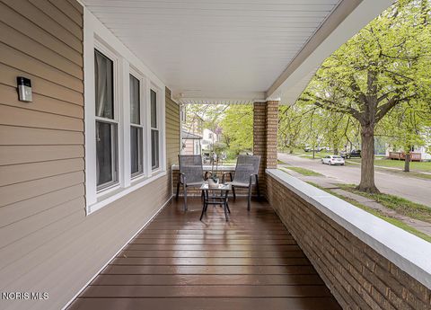 Tiny photo for 1135 Hawk Street, Toledo, OH 43612 (MLS # 10006753)