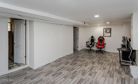 Tiny photo for 1135 Hawk Street, Toledo, OH 43612 (MLS # 10006753)