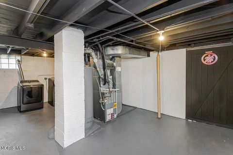 Tiny photo for 1135 Hawk Street, Toledo, OH 43612 (MLS # 10006753)