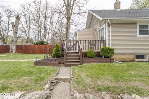 Tiny photo for 1135 Hawk Street, Toledo, OH 43612 (MLS # 10006753)