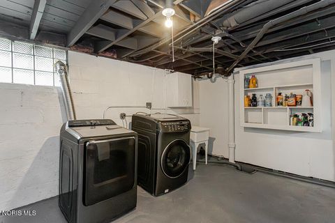 Tiny photo for 1135 Hawk Street, Toledo, OH 43612 (MLS # 10006753)