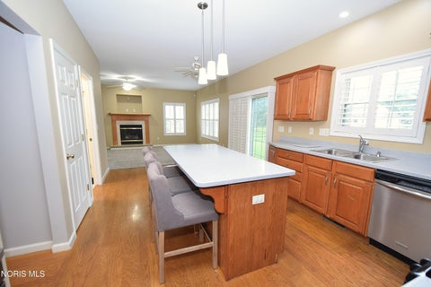 Tiny photo for 701 Whisperlake Rd RD, Holland, OH 43528 (MLS # 10013696)