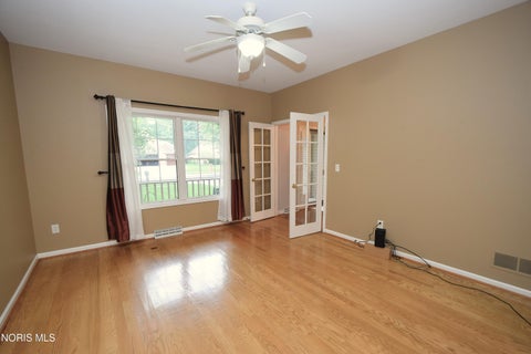 Tiny photo for 701 Whisperlake Rd RD, Holland, OH 43528 (MLS # 10013696)