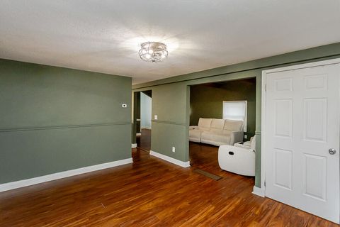 Tiny photo for 4737 Sadalia Road, Toledo, OH 43623 (MLS # 10000063)