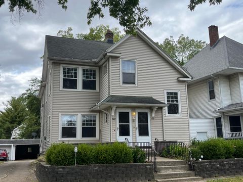 Photo of 127 University Boulevard #127 & 129, Toledo, OH 43614 (MLS # 10000025)