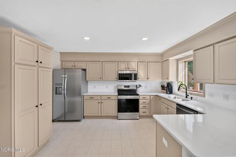 Tiny photo for 1428 Southridge Drive, Waterville, OH 43566 (MLS # 10011003)
