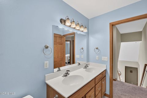 Tiny photo for 1428 Southridge Drive, Waterville, OH 43566 (MLS # 10011003)