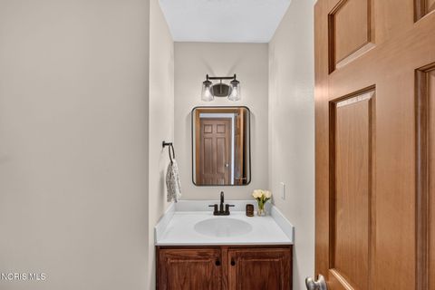 Tiny photo for 1428 Southridge Drive, Waterville, OH 43566 (MLS # 10011003)