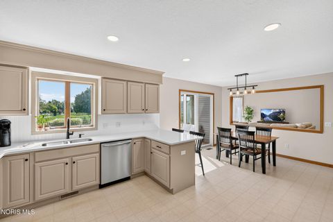 Tiny photo for 1428 Southridge Drive, Waterville, OH 43566 (MLS # 10011003)