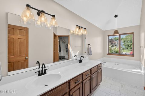 Tiny photo for 1428 Southridge Drive, Waterville, OH 43566 (MLS # 10011003)