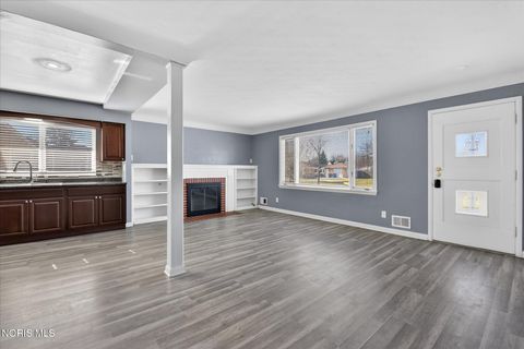 Tiny photo for 1225 Westgate Road, Toledo, OH 43615 (MLS # 10004833)