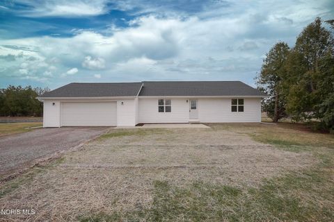 Photo of 11380 State Route 634, Cloverdale, OH 45827 (MLS # 10004839)