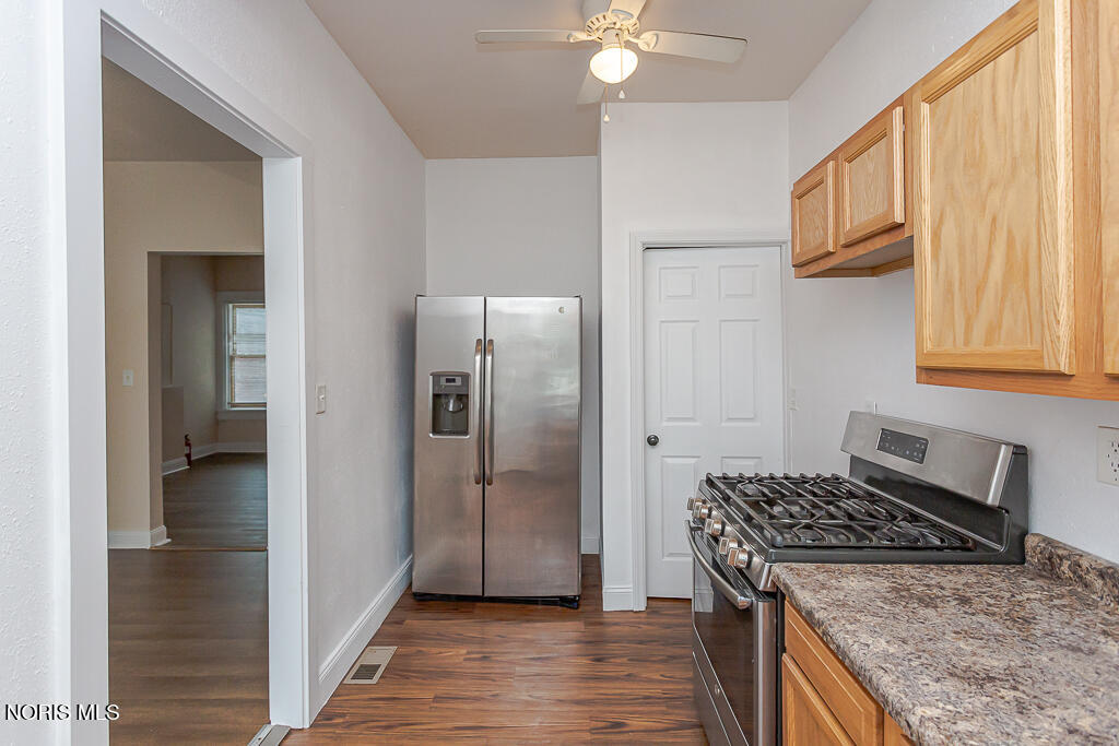 511 W Delaware Avenue