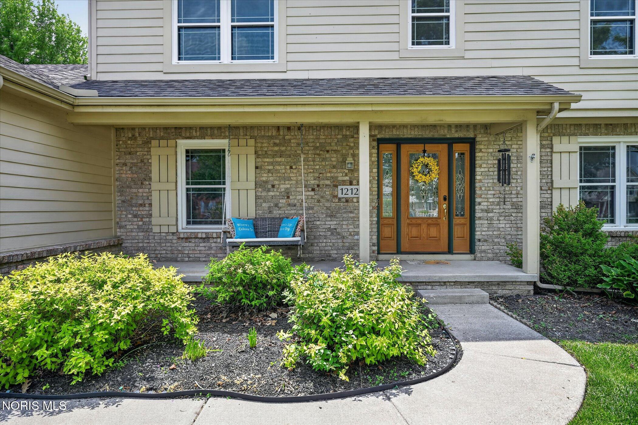1212 Valley Bluff Drive