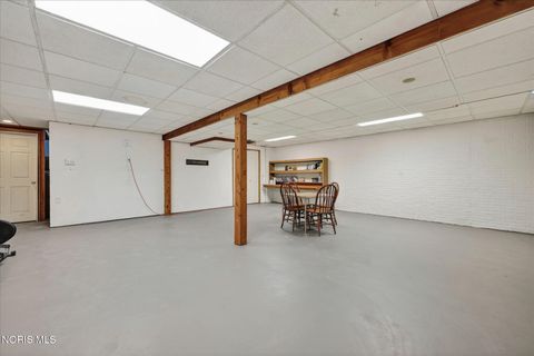 Tiny photo for 1212 Valley Bluff Drive, Perrysburg, OH 43551 (MLS # 10008110)