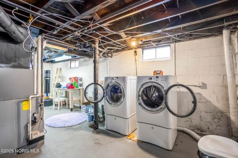 Tiny photo for 336 Conrad Avenue, Toledo, OH 43607 (MLS # 10003681)