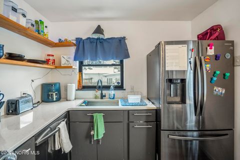 Tiny photo for 336 Conrad Avenue, Toledo, OH 43607 (MLS # 10003681)