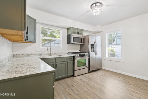 Tiny photo for 512 Clifton Boulevard, Toledo, OH 43607 (MLS # 10013290)