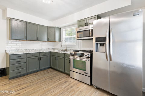 Tiny photo for 512 Clifton Boulevard, Toledo, OH 43607 (MLS # 10013290)