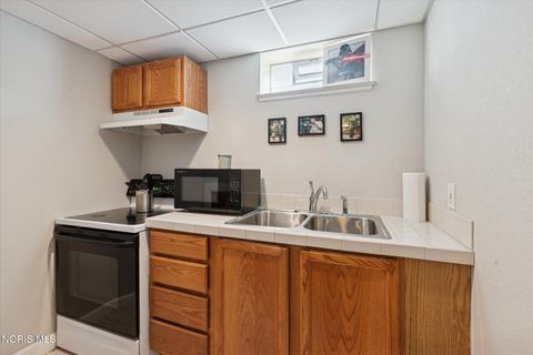 Tiny photo for 2757 Medford Drive, Toledo, OH 43614 (MLS # 10004564)