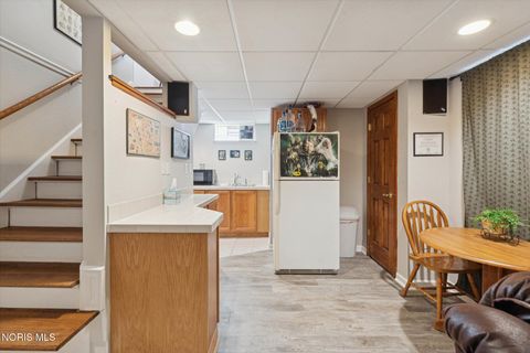 Tiny photo for 2757 Medford Drive, Toledo, OH 43614 (MLS # 10004564)