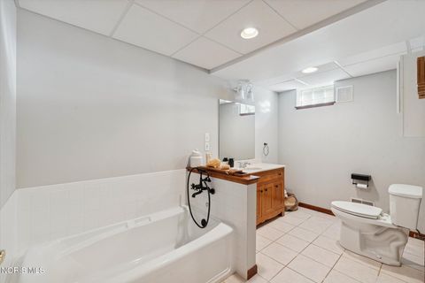 Tiny photo for 2757 Medford Drive, Toledo, OH 43614 (MLS # 10004564)