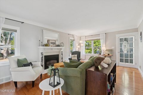 Tiny photo for 2757 Medford Drive, Toledo, OH 43614 (MLS # 10004564)