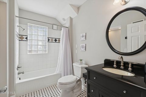 Tiny photo for 2757 Medford Drive, Toledo, OH 43614 (MLS # 10004564)