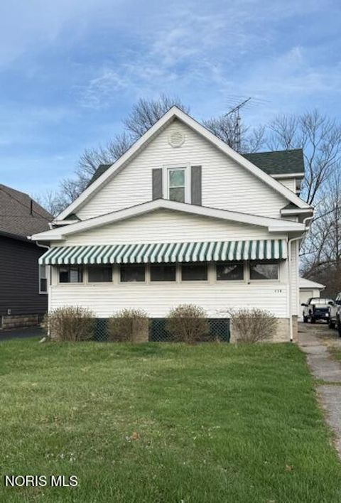 Homes For Sale - 426 N Locust Street<br/> Ottawa County, Oak Harbor, OH 43449