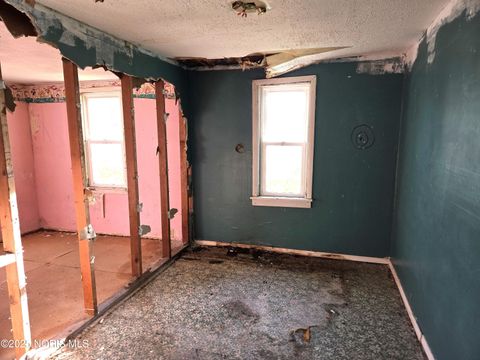 Tiny photo for 216 S Tarr Street, North Baltimore, OH 45872 (MLS # 10000533)