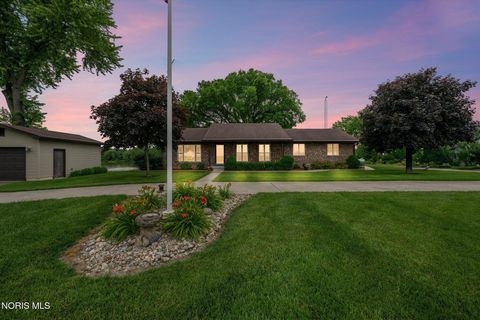 Homes For Sale - 14079 S River Road<br/> Lucas County, Grand Rapids, OH 43522