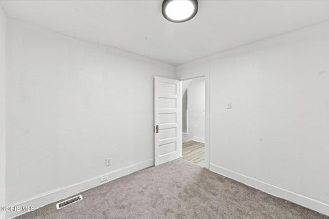 Tiny photo for 1129 Mason Street, Toledo, OH 43605 (MLS # 10012411)