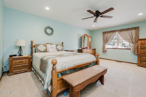 Tiny photo for 2301 Foxbury Lane, Findlay, OH 45840 (MLS # 10014204)