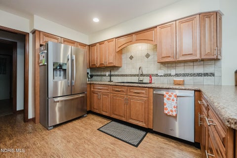 Tiny photo for 2301 Foxbury Lane, Findlay, OH 45840 (MLS # 10014204)