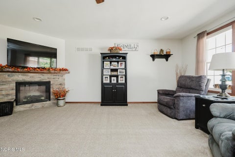 Tiny photo for 2301 Foxbury Lane, Findlay, OH 45840 (MLS # 10014204)