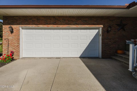 Tiny photo for 2301 Foxbury Lane, Findlay, OH 45840 (MLS # 10014204)