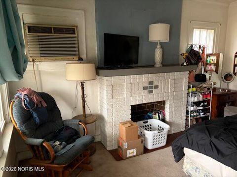 Tiny photo for 2003 Berdan Avenue, Toledo, OH 43613 (MLS # 10003231)