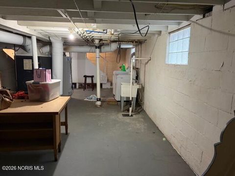 Tiny photo for 2003 Berdan Avenue, Toledo, OH 43613 (MLS # 10003231)