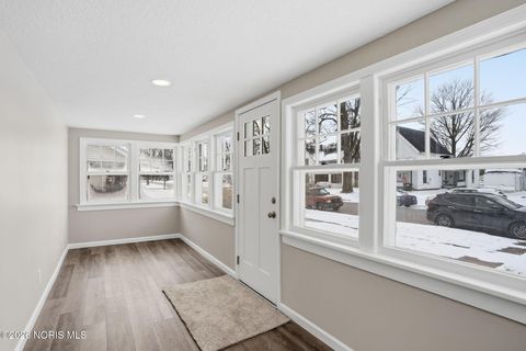 Tiny photo for 820 S Main Street, Fostoria, OH 44830 (MLS # 10002697)