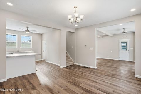 Tiny photo for 820 S Main Street, Fostoria, OH 44830 (MLS # 10002697)