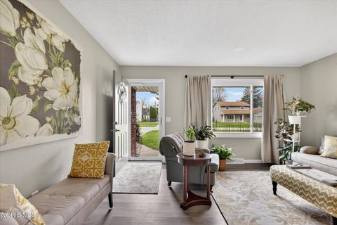 Tiny photo for 6637 Janel Lane, Maumee, OH 43537 (MLS # 10006393)