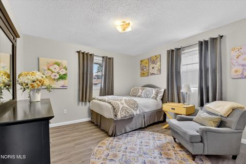 Tiny photo for 6637 Janel Lane, Maumee, OH 43537 (MLS # 10006393)