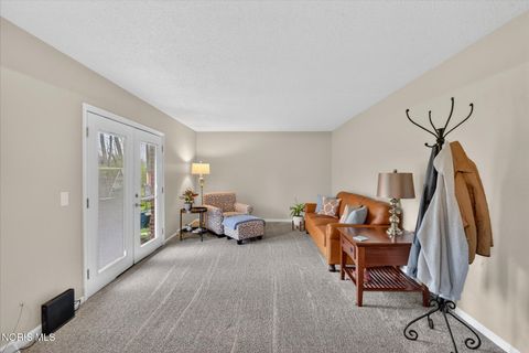 Tiny photo for 6637 Janel Lane, Maumee, OH 43537 (MLS # 10006393)