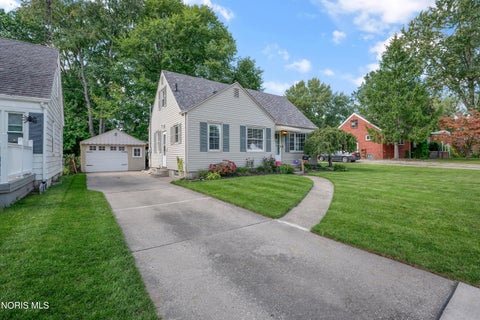 Tiny photo for 4527 Luann Avenue, Toledo, OH 43623 (MLS # 10014287)