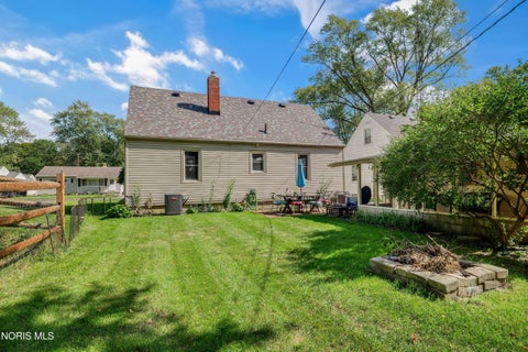 Tiny photo for 4527 Luann Avenue, Toledo, OH 43623 (MLS # 10014287)
