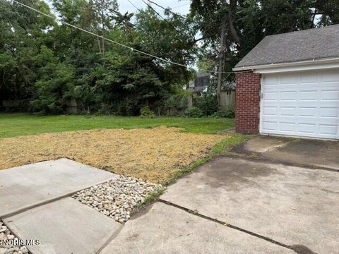 Tiny photo for 2108 Audubon Place, Toledo, OH 43606 (MLS # 10013574)