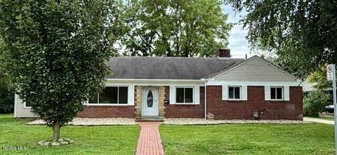 Photo of 2108 Audubon Place, Toledo, OH 43606 (MLS # 10013574)