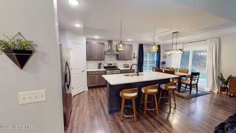 Tiny photo for 518 Hidden Village Lane, Holland, OH 43528 (MLS # 10001647)