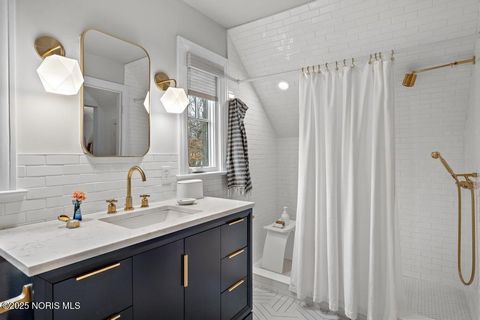 Tiny photo for 2953 Darlington Road, Toledo, OH 43606 (MLS # 10001837)